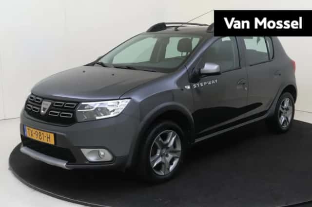 Dacia Sandero Stepway (2018) thumbnail 1