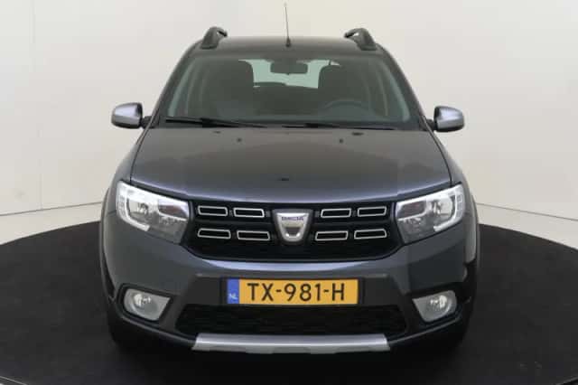 Dacia Sandero Stepway (2018) thumbnail 6