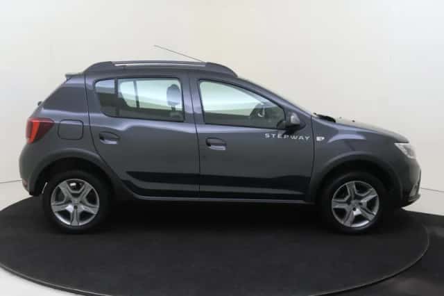Dacia Sandero Stepway (2018) thumbnail 9