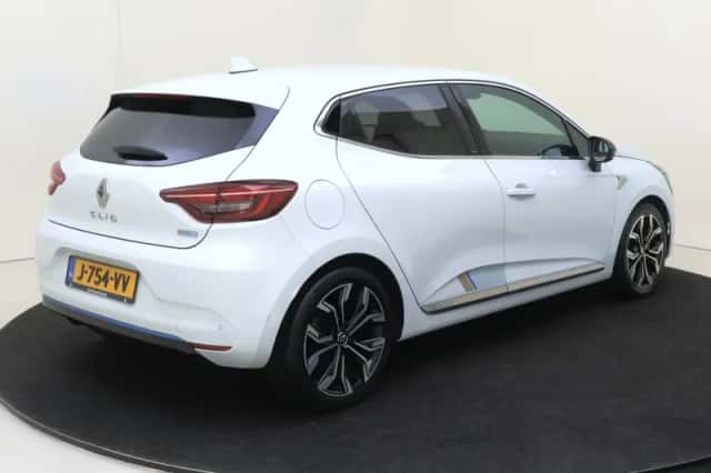 Renault Clio (2020) thumbnail 4
