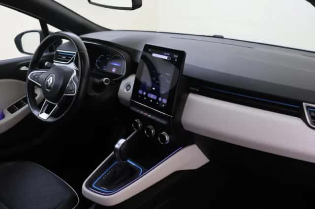Renault Clio (2020) thumbnail 5