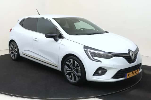 Renault Clio (2021) thumbnail 2