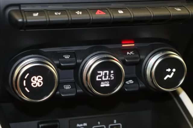 Renault Clio (2021) thumbnail 19