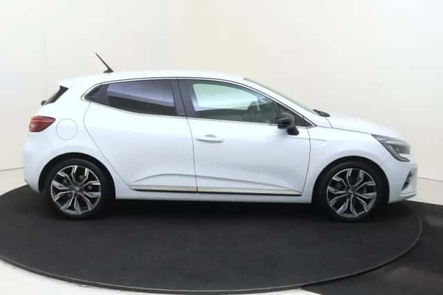 Renault Clio (2021) thumbnail 9