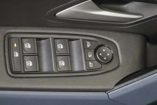 Dacia Duster (2025) thumbnail 25