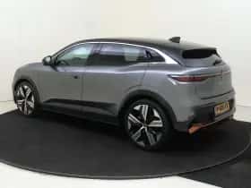 Renault Mégane E-Tech (2022) thumbnail 3