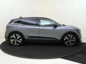 Renault Mégane E-Tech (2022) thumbnail 9