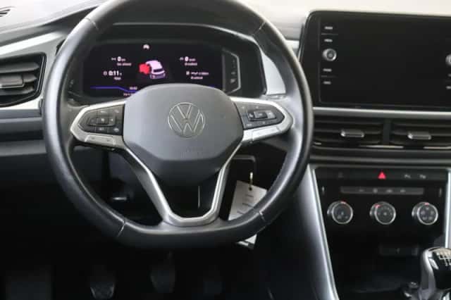Volkswagen T-Roc (2023) thumbnail 14