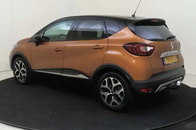 Renault Captur (2018) thumbnail 3