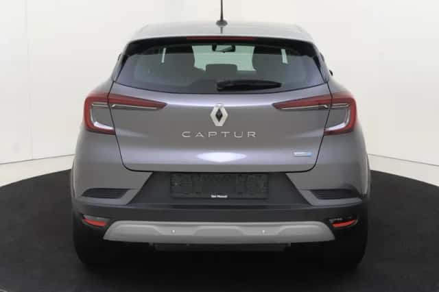 Renault Captur (2021) thumbnail 7