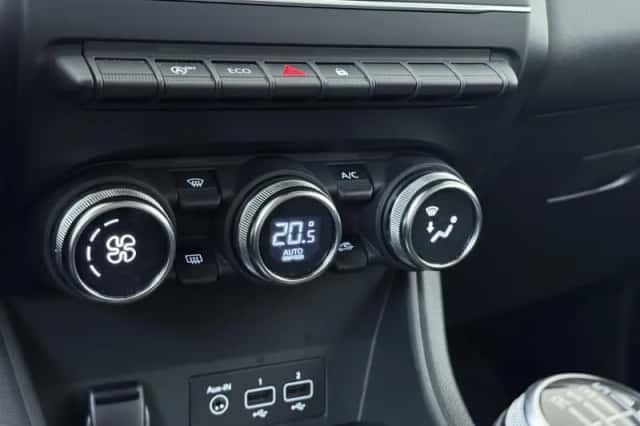 Renault Captur (2022) thumbnail 20