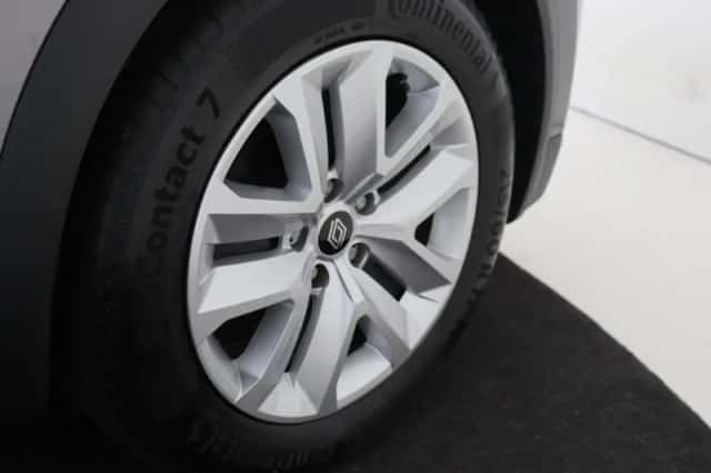 Renault Captur (2025) thumbnail 9