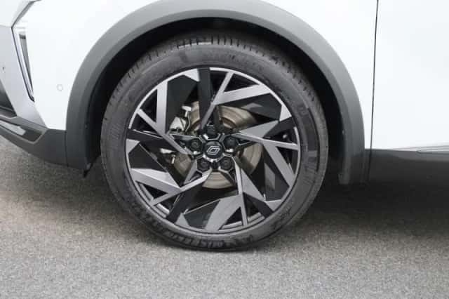 Renault Captur (2024) thumbnail 11