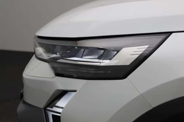 Renault Captur (2024) thumbnail 12