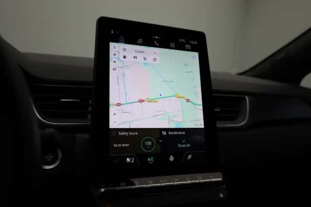 Renault Captur (2024) thumbnail 14