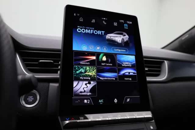 Renault Captur (2024) thumbnail 29