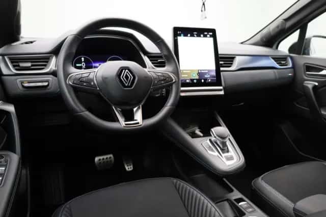 Renault Captur (2024) thumbnail 7