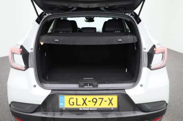 Renault Captur (2024) thumbnail 9