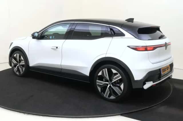 Renault Mégane E-Tech (2025) thumbnail 3