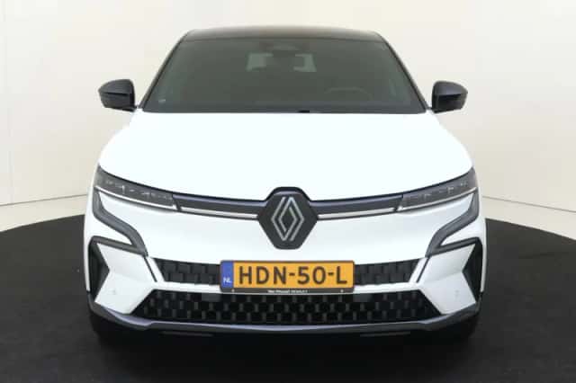 Renault Mégane E-Tech (2025) thumbnail 6