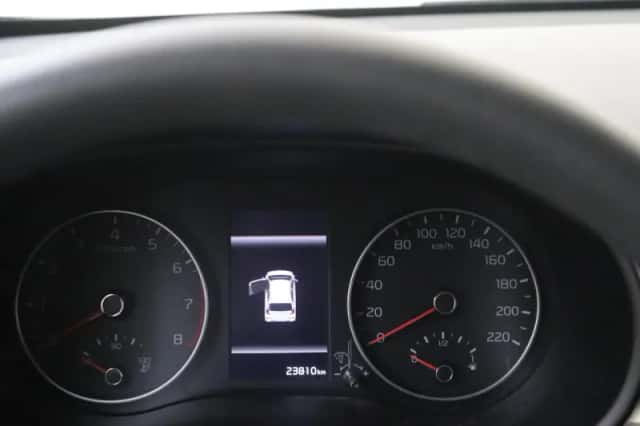 Kia Picanto (2021) thumbnail 12