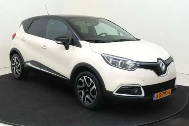 Renault Captur (2016) thumbnail 2