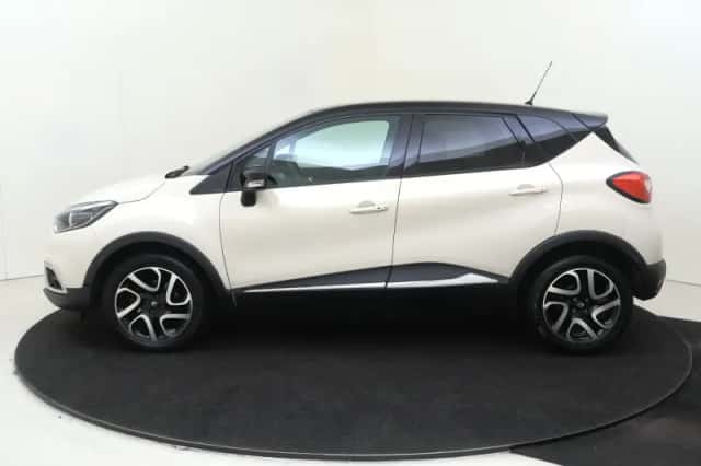 Renault Captur (2016) thumbnail 8