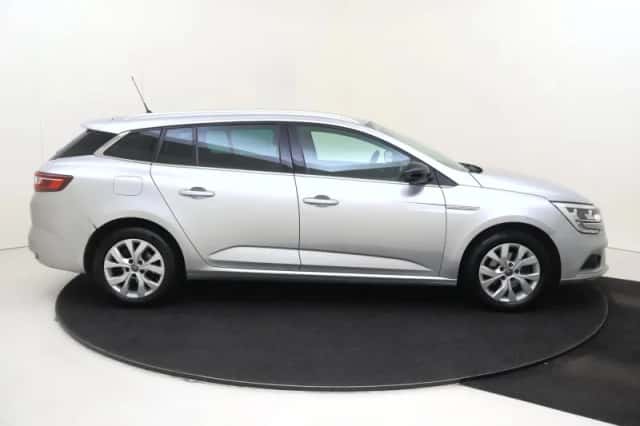 Renault Mégane (2020) thumbnail 9