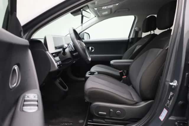 Hyundai Ioniq 5 (2024) thumbnail 10