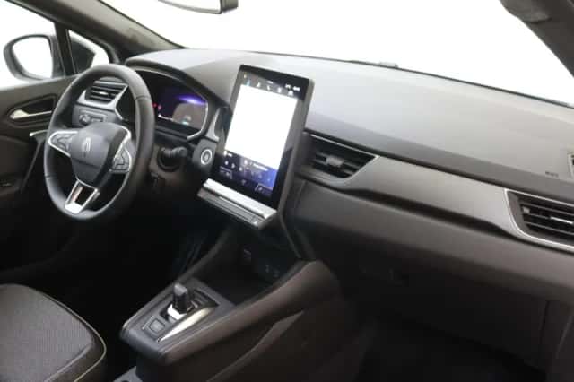 Renault Captur (2026) thumbnail 5