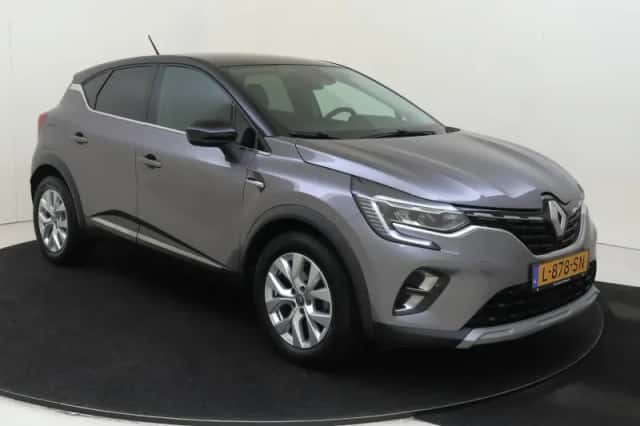 Renault Captur (2021) thumbnail 2