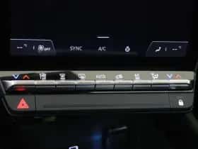Renault Austral (2024) thumbnail 17