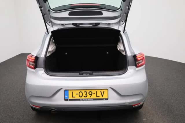 Renault Clio (2021) thumbnail 11