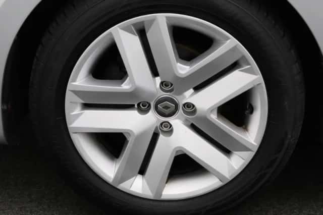Renault Clio (2021) thumbnail 12
