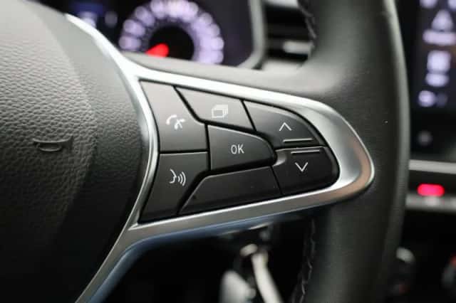 Renault Clio (2021) thumbnail 15