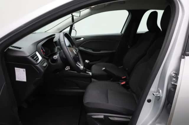 Renault Clio (2021) thumbnail 9