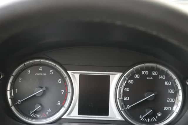 Suzuki Vitara (2015) thumbnail 12