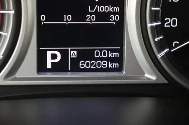 Suzuki Vitara (2015) thumbnail 13