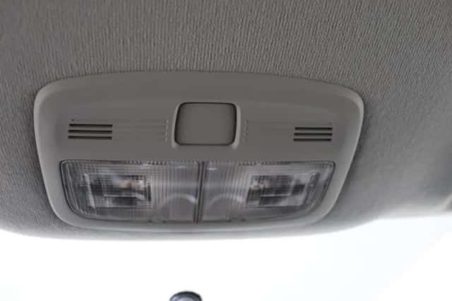 Suzuki Vitara (2015) thumbnail 20