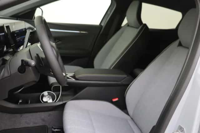 Renault Mégane E-Tech (2026) thumbnail 12