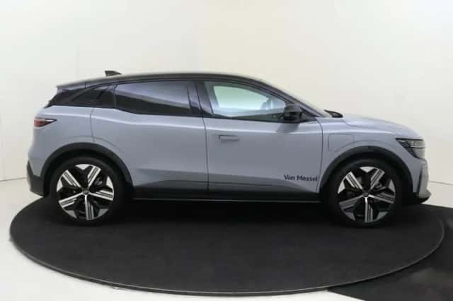 Renault Mégane E-Tech (2026) thumbnail 4