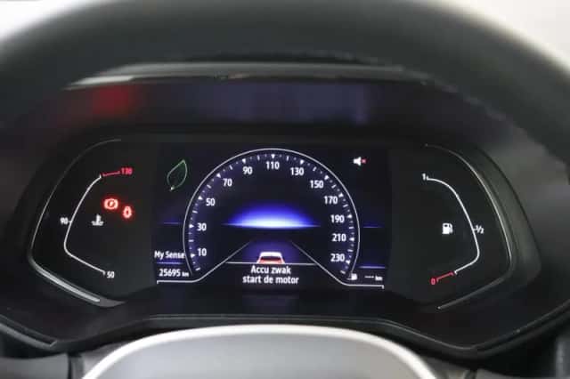 Renault Clio (2021) thumbnail 12