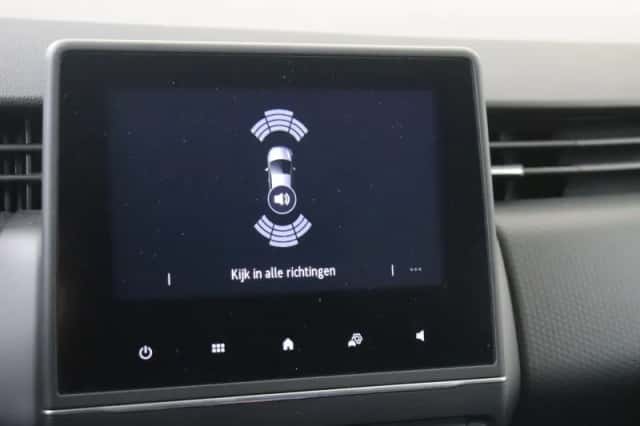 Renault Clio (2021) thumbnail 18