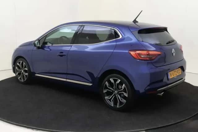 Renault Clio (2021) thumbnail 3