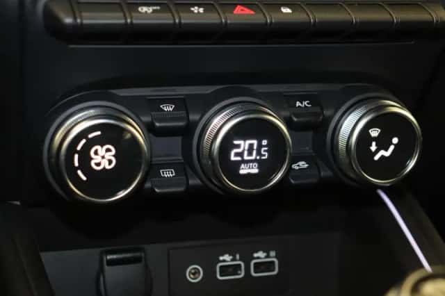 Renault Clio (2025) thumbnail 22
