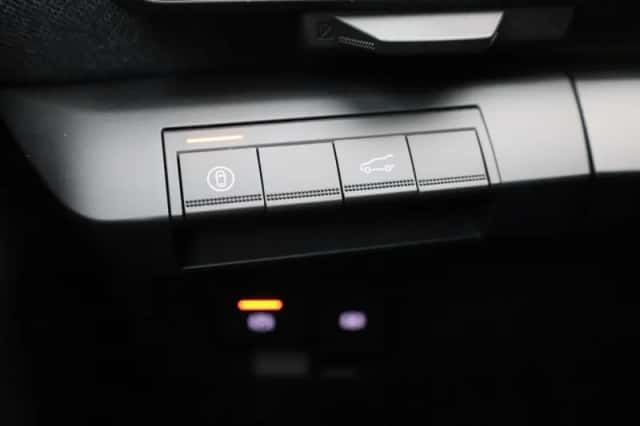 Renault Scénic (2025) thumbnail 25