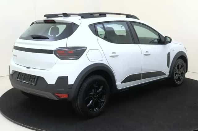 Dacia Sandero Stepway (2026) thumbnail 4