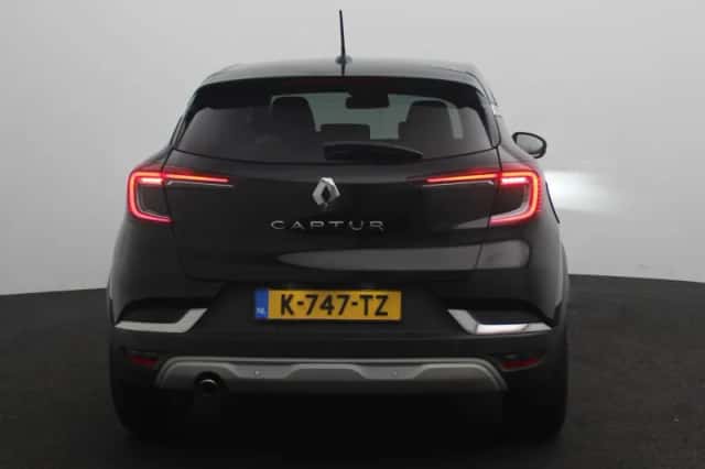 Renault Captur (2020) thumbnail 5