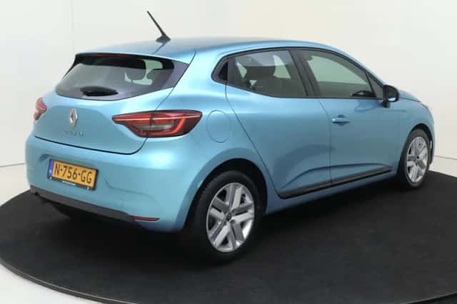 Renault Clio (2021) thumbnail 4