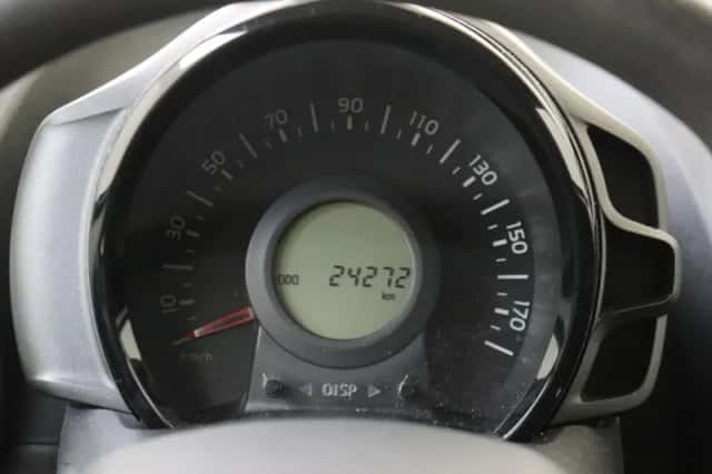 Peugeot 108 (2021) thumbnail 12
